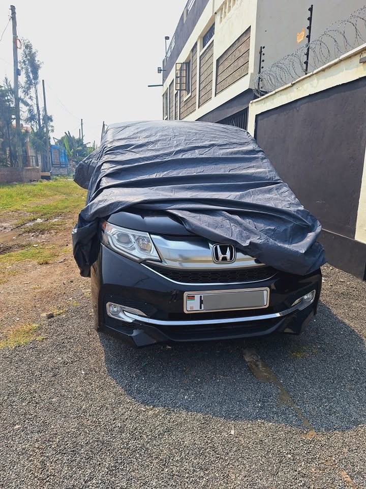 481081395_565314479879405_1039010474638102025_n Toyota Voxy Custom Fit All Weather Heavy Duty Waterproof UV Protection Car Cover - Image 1
