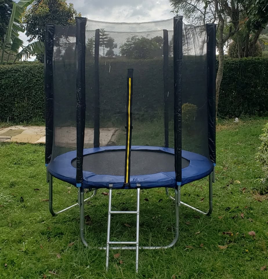481247466_665490992482648_1784404864837289899_n 6ft Jumping Trampoline with Safety Net – Ages 3+ - Image 1