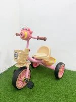 Kids Tricycle – Ages 1–4 Years  A fun, safe and sturdy kids’ tricycle designed for children aged 1–4 years. Perfect for developing balance, coordination and confidence while giving your little one an exciting way to explore and stay active.  👶 Suitable for ages 1–4 years 🚲 Stable 3-wheel design 💪 Strong and durable construction 🛞 Smooth-rolling wheels 🎯 Helps develop balance and coordination 🏠 Suitable for indoor and outdoor use