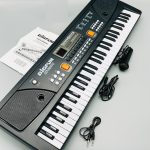 Portable 61 Keys Kids Piano Keyboard Kenya – Electronic Musical Keyboard with Microphone for Beginners, Children & Music Learning - Image 2